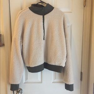 Fabletics brand workout Sherpa crop top sweatshirt